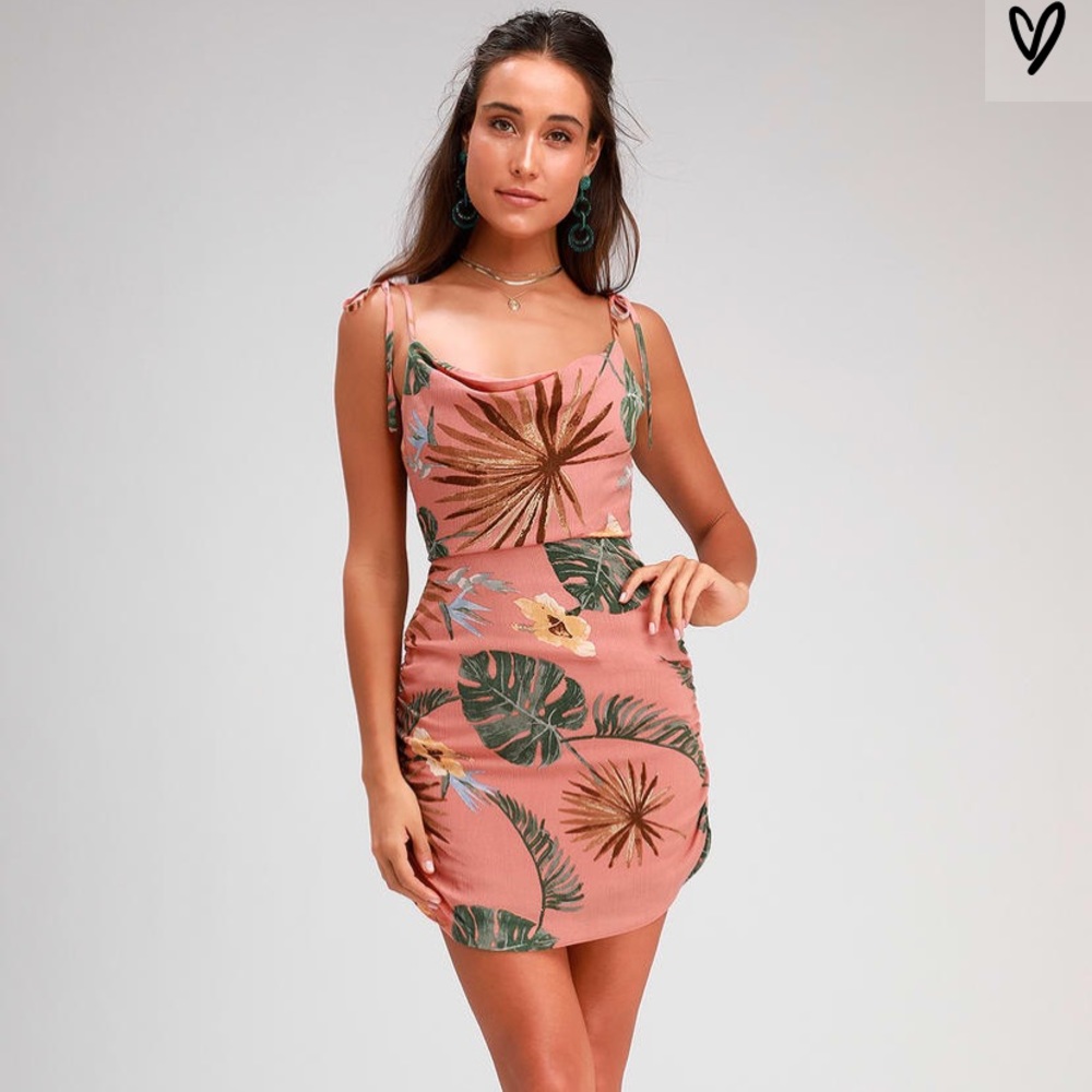 In bloom coral leaf print ruched dress